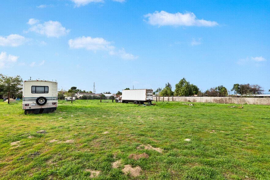 More Photos Of 19340 Jurupa Ave, Bloomington Land For Sale