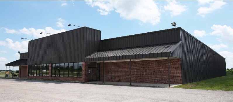 Primary Photo Of 2201 Commerce Dr, Grundy Center Freestanding For Lease