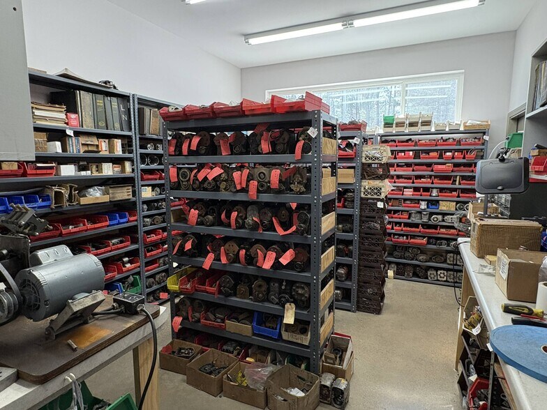 More Photos Of 928 County Road 480, Marquette Service For Sale