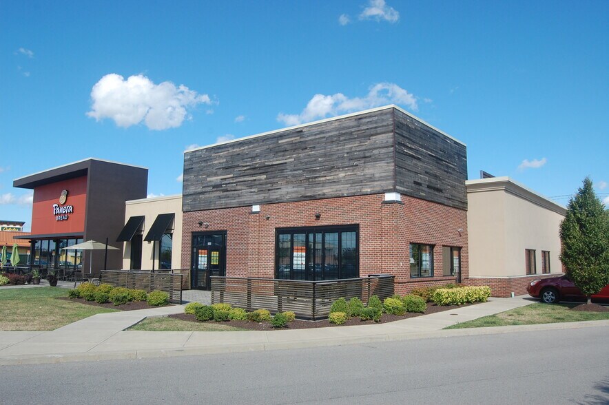 Primary Photo Of 2013 Walden Ave, Cheektowaga Restaurant For Lease