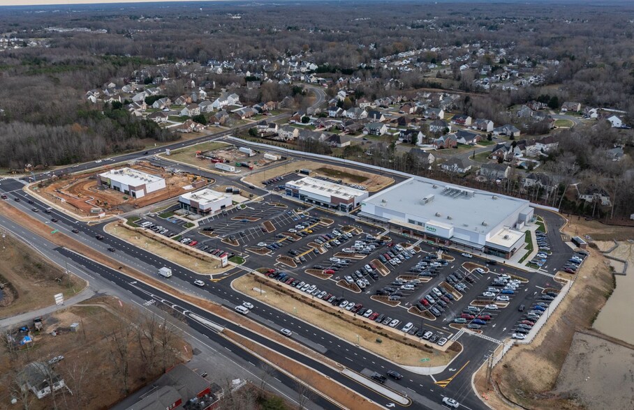More Photos Of 5980 Plank Rd, Fredericksburg Storefront For Lease