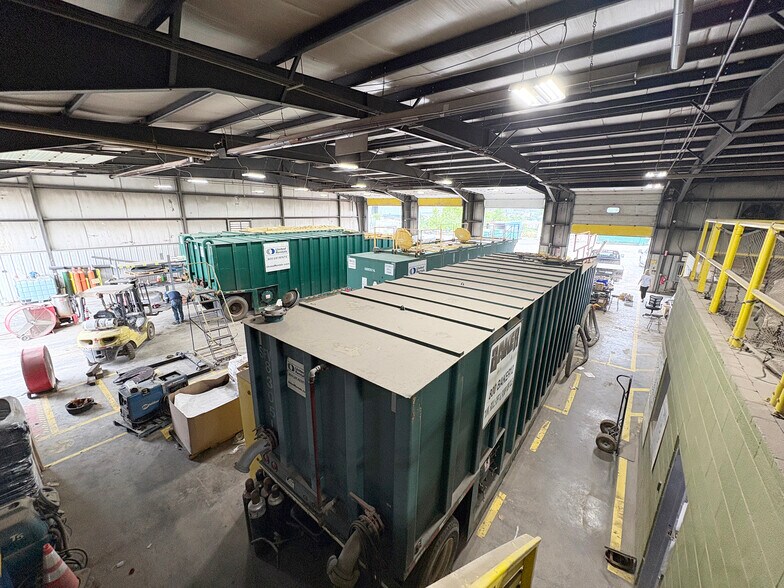 More Photos Of 601 Steel St, Aliquippa Warehouse For Sale