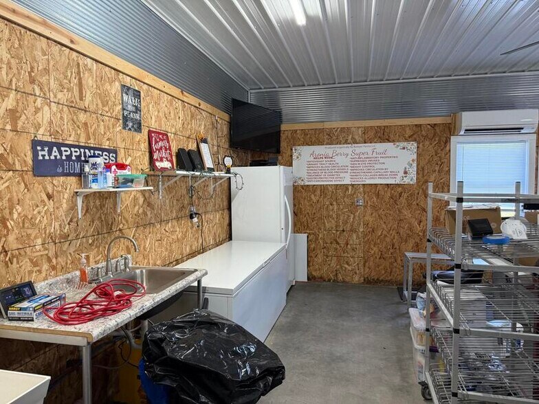More Photos Of 20863 Highway 20, Marshall Specialty For Sale