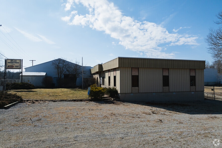 More Photos Of 1520 County Road 42, Gibsonburg Manufacturing For Lease