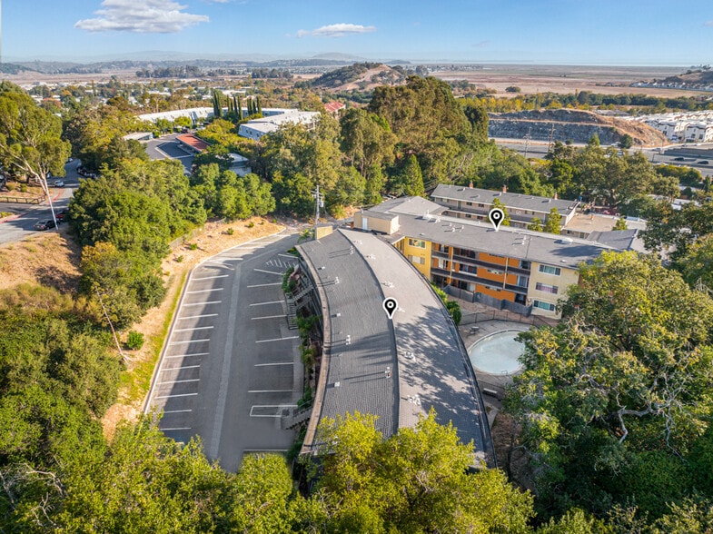 More Photos Of 195 Los Robles Rd, Novato Apartments For Sale