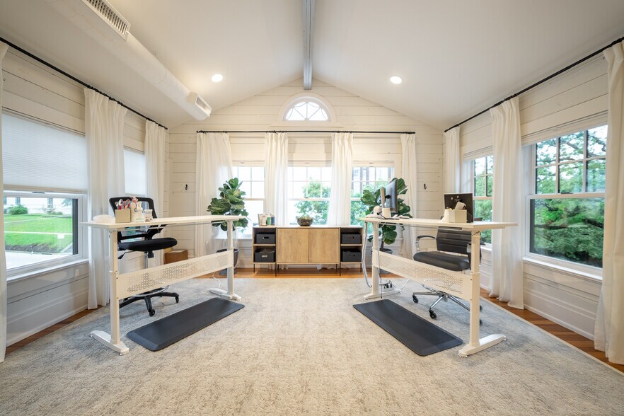 More Photos Of 904 San Antonio St, Austin Office For Lease