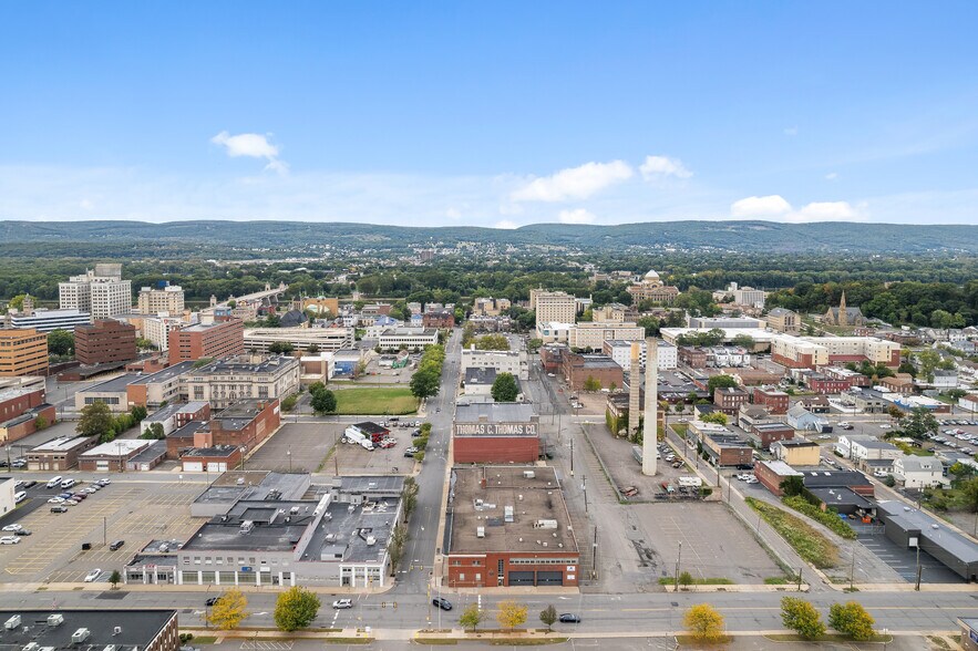 More Photos Of 90 E Union St, Wilkes Barre Light Distribution For Lease