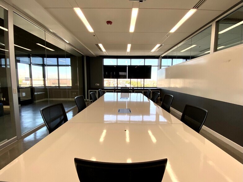 More Photos Of 6010 S Durango Dr, Las Vegas Loft Creative Space For Sale