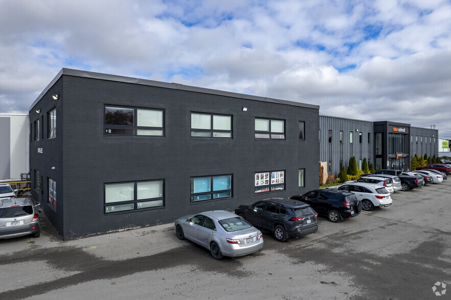 Primary Photo Of 8301 Keele St, Concord Warehouse For Lease