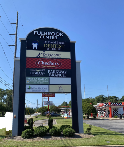 More Photos Of 1924 Dauphin Island Pky, Mobile Unknown For Lease