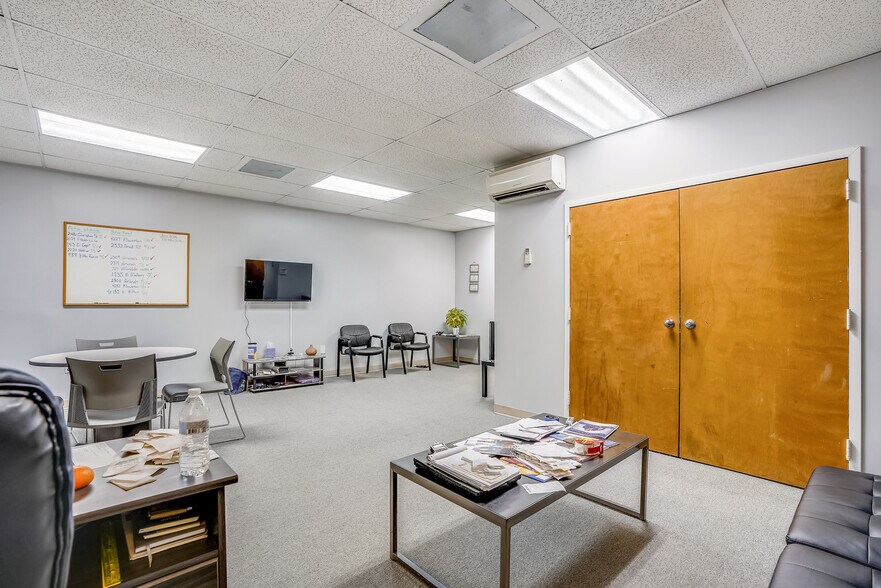 More Photos Of 6314 Windsor Mill Rd, Woodlawn Office For Sale