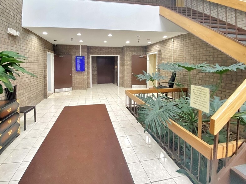 More Photos Of 3022 Javier Rd, Fairfax Medical For Sale