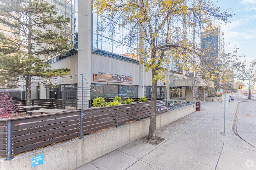More Photos Of 9940 106th St NW, Edmonton Office For Lease