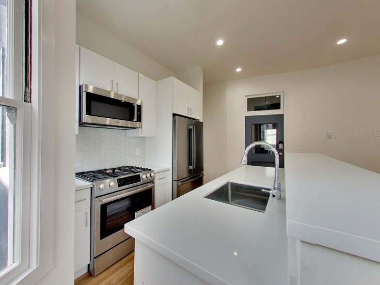 More Photos Of 840 Greenwich St, San Francisco Apartments For Sale