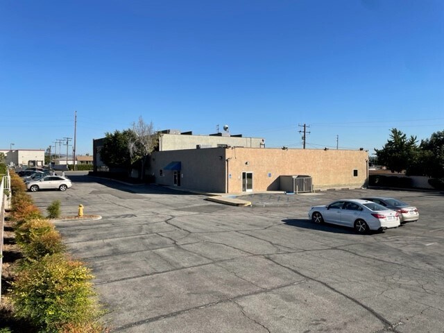 More Photos Of 731 N Beach Blvd, La Habra Medical For Lease