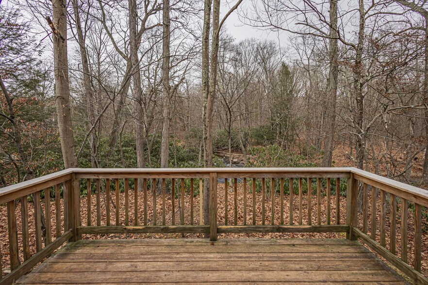 More Photos Of 1460 Pocono Ln, Bartonsville Multifamily For Sale