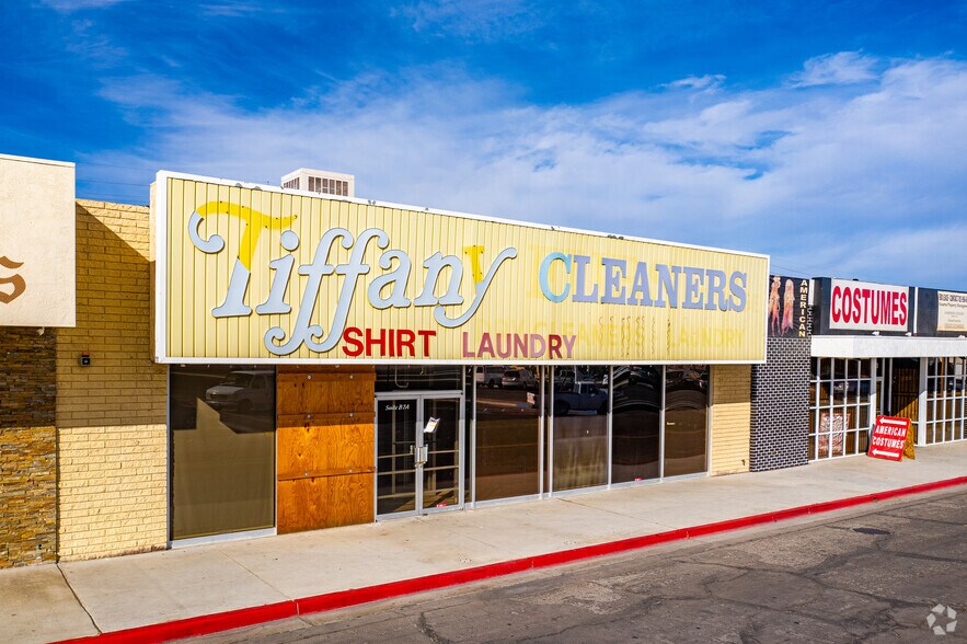 More Photos Of 953 E Sahara Ave, Las Vegas Storefront For Lease