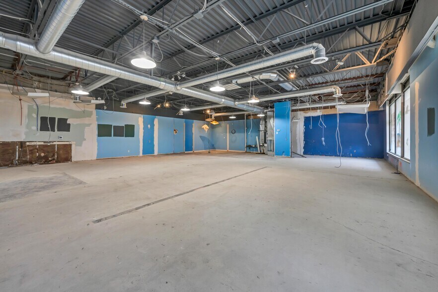 More Photos Of 53 Lake Avenue Ext, Danbury Office For Lease