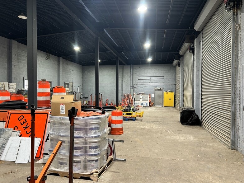More Photos Of 7900 Pulaski Hwy, Rosedale Industrial For Lease