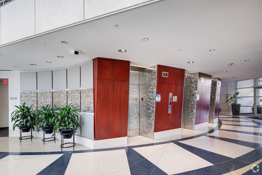 More Photos Of 7927 Jones Branch Dr, McLean Unknown For Lease