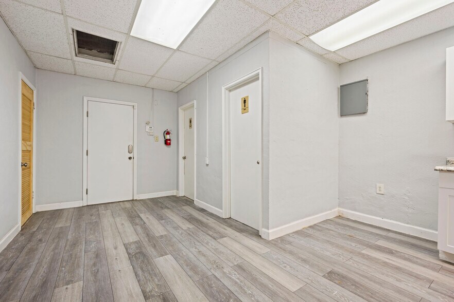 More Photos Of 224 NW Avenue G, Belle Glade Religious Facility For Sale