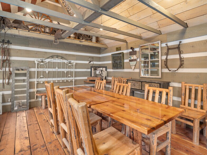 More Photos Of 235 S 7400 E, Huntsville Restaurant For Sale