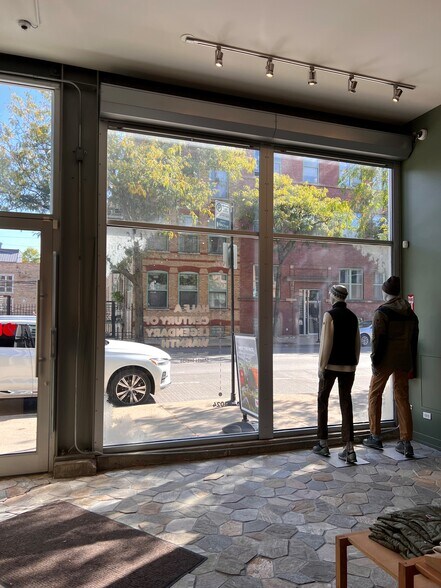 More Photos Of 1708 N Damen ave, Chicago Storefront Retail Residential For Lease