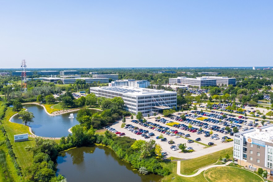 More Photos Of 1 Parkway Blvd N, Deerfield Office For Lease