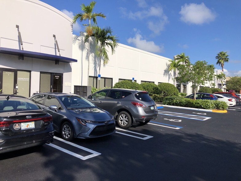 More Photos Of 1200 NW 17th Ave, Delray Beach Office Residential For Lease