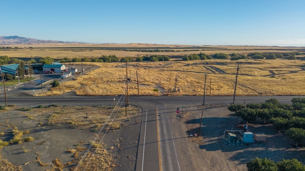 More Photos Of W. Jayne Ave @ Hwy 33, Coalinga Land For Sale