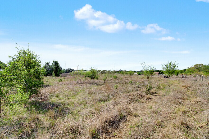 More Photos Of TBD N HWY 77, Lincoln Land For Sale