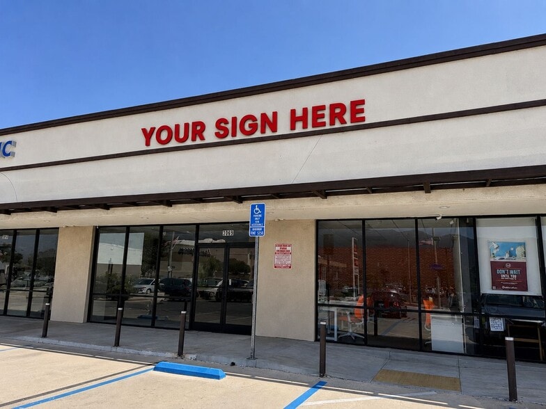 Primary Photo Of 3061-3075 Foothill Blvd, La Crescenta Storefront Retail Office For Lease