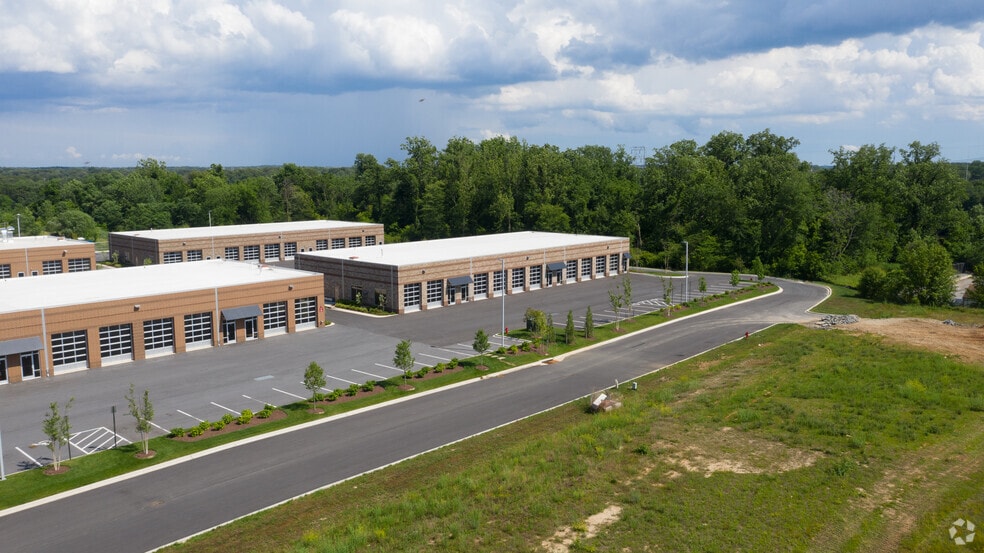 More Photos Of 81 Dover Rd, Glen Burnie Unknown For Lease