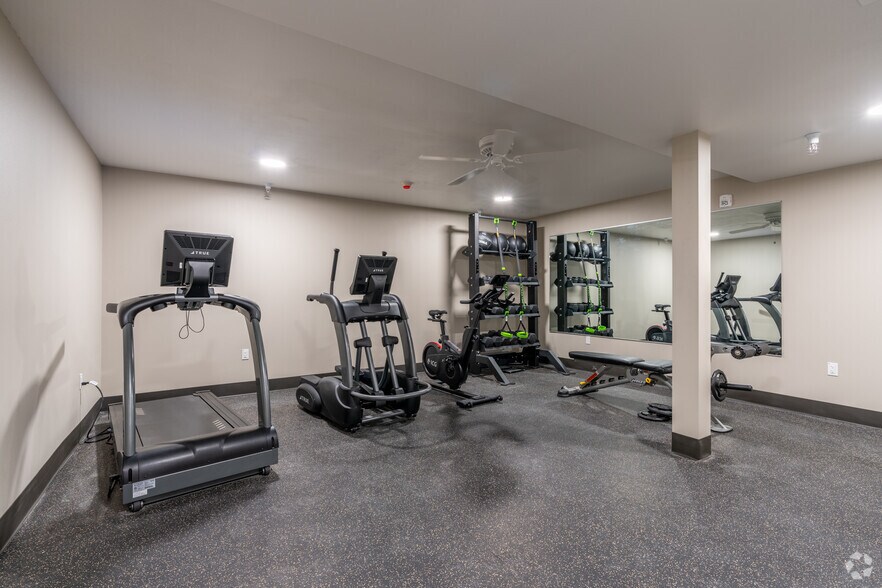 More Photos Of 2320 NW Lakeside Pl, Bend Multifamily For Sale