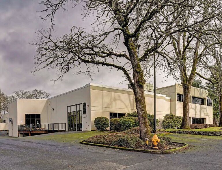 More Photos Of 8505 SW Creekside Pl, Beaverton Office For Lease