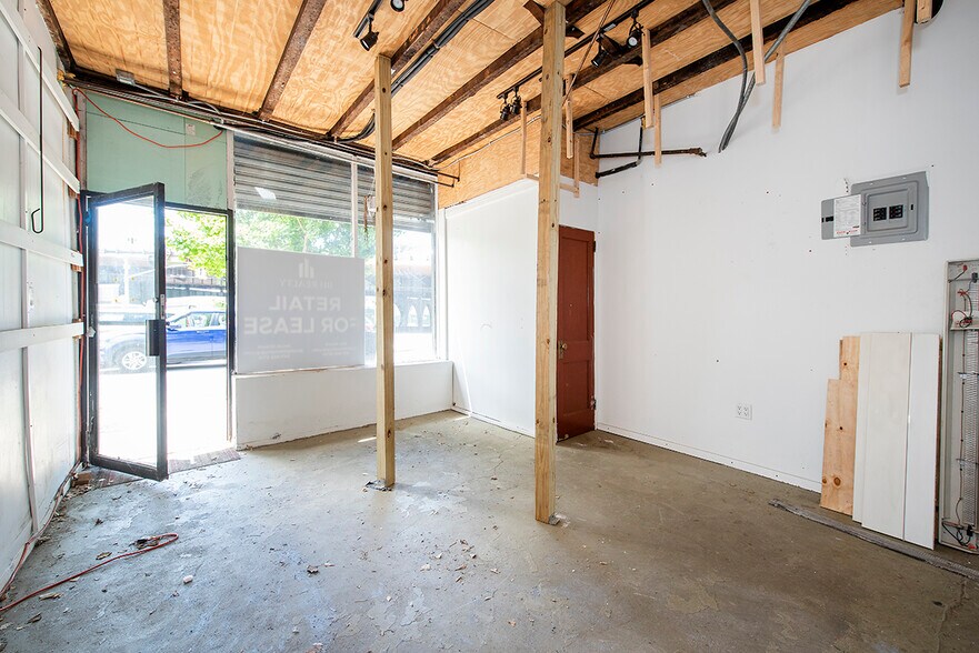 More Photos Of 561 Clinton St, Brooklyn Multifamily For Sale