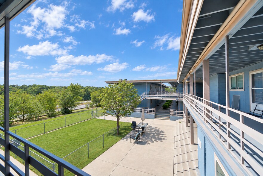 More Photos Of 2213 Capri Dr, Fort Worth Apartments For Sale