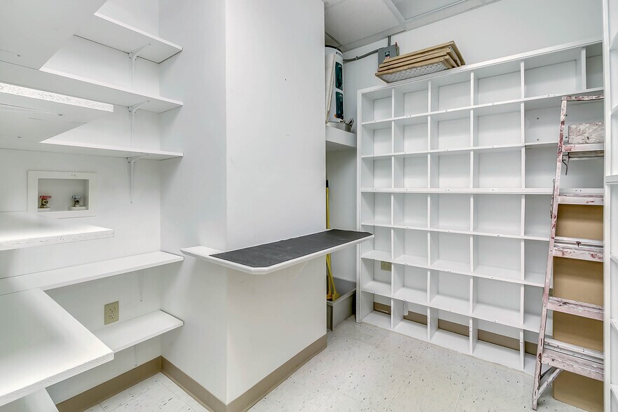 More Photos Of 7932 W Sand Lake Rd, Orlando Office For Sale