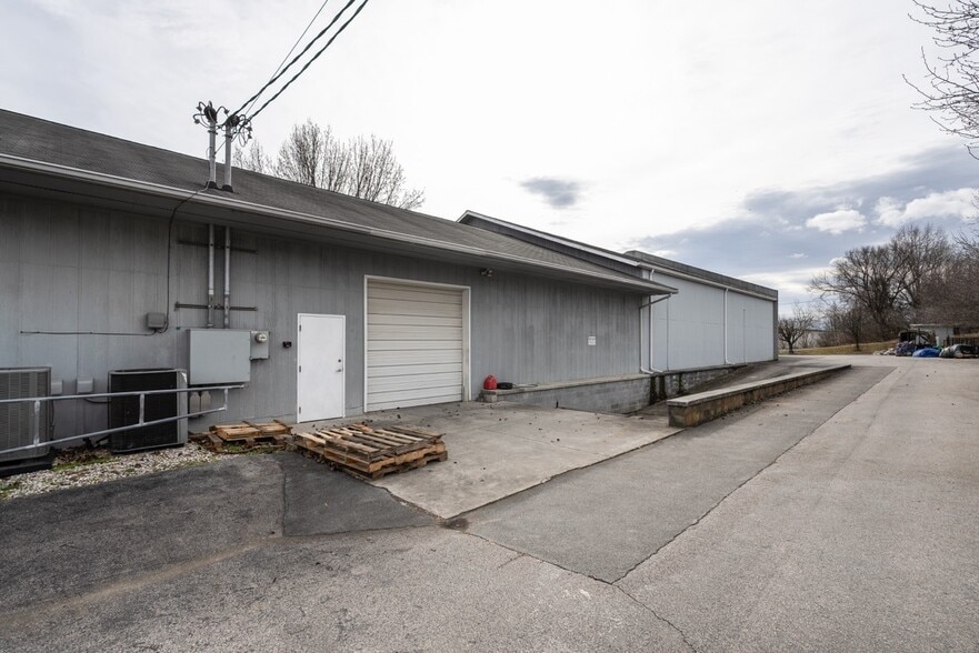 More Photos Of 4521 Bristol Hwy, Johnson City Refrigeration Cold Storage For Sale