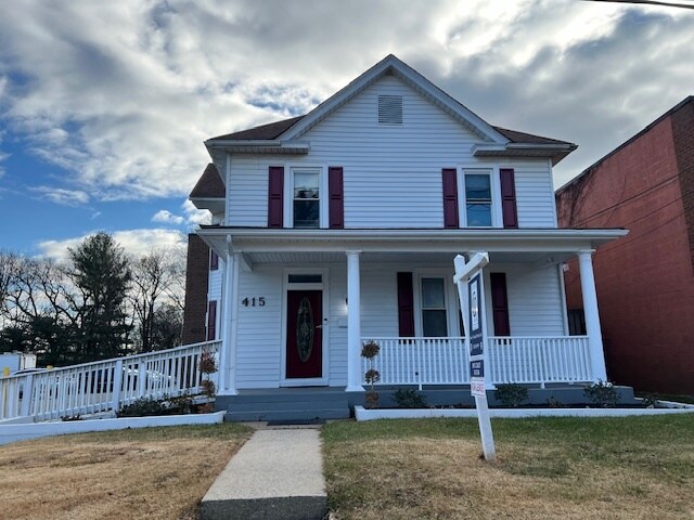 Primary Photo Of 415 E Diamond Ave, Gaithersburg Office Residential For Lease