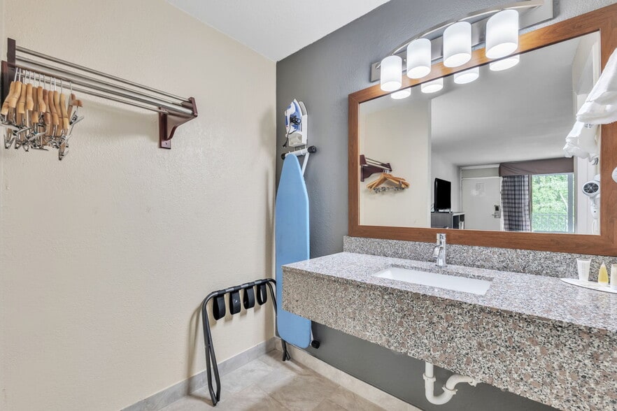 More Photos Of 2402 S Sterling St, Morganton Hotel For Sale