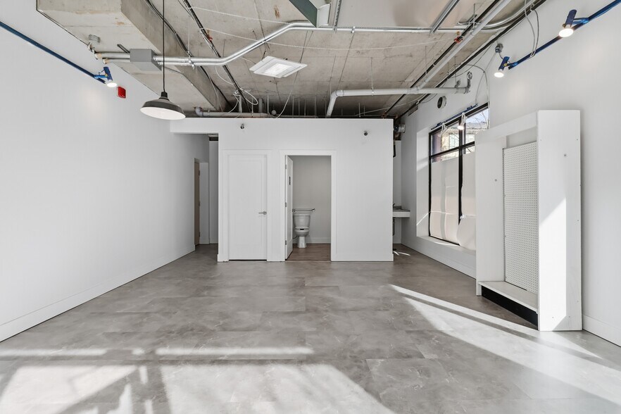 More Photos Of 765 McGill Rd, Kamloops Office For Sale