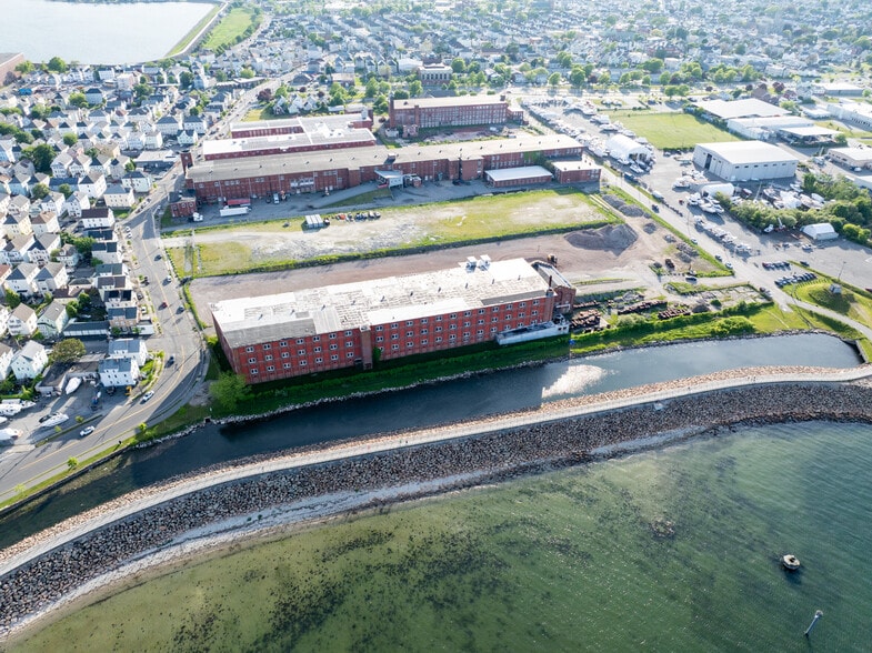 More Photos Of 11 Cove St, New Bedford Manufacturing For Sale