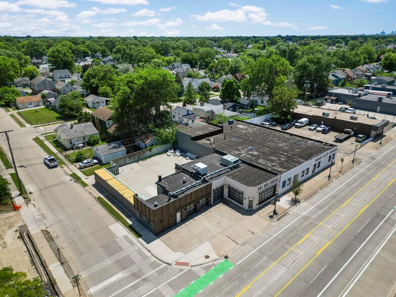 More Photos Of 23610 John R Rd, Hazel Park Auto Repair For Sale
