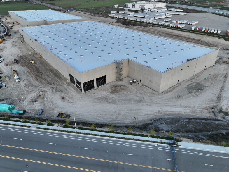 More Photos Of 1 Via De La Amistad Rd, San Diego Unknown For Lease