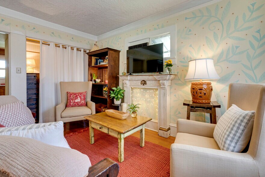 More Photos Of 5254 SE 74th Ave, Portland Flex For Sale