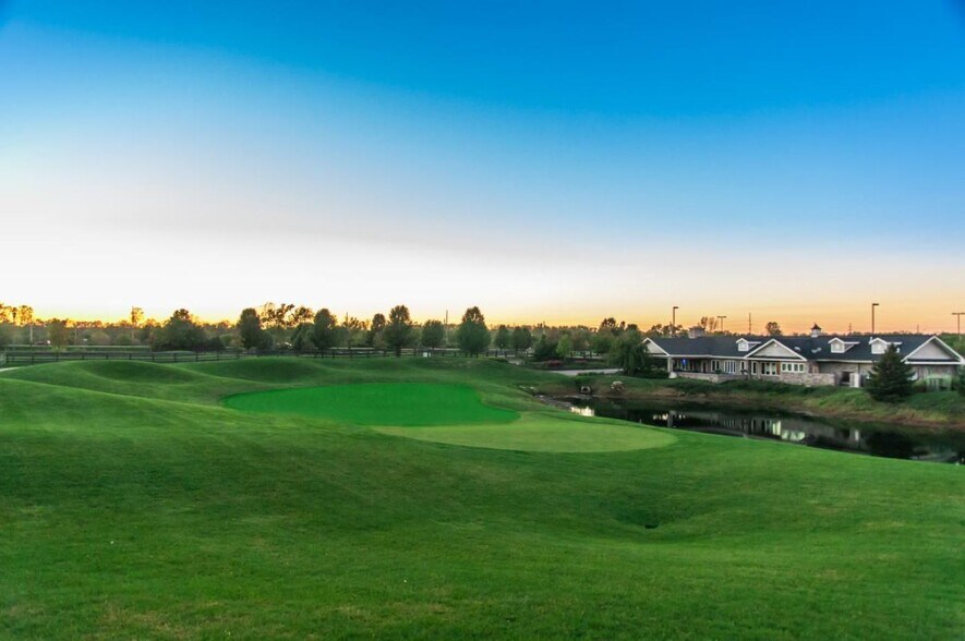 Primary Photo Of 500 Roscommon Dr, Springfield Golf Course Driving Range For Sale