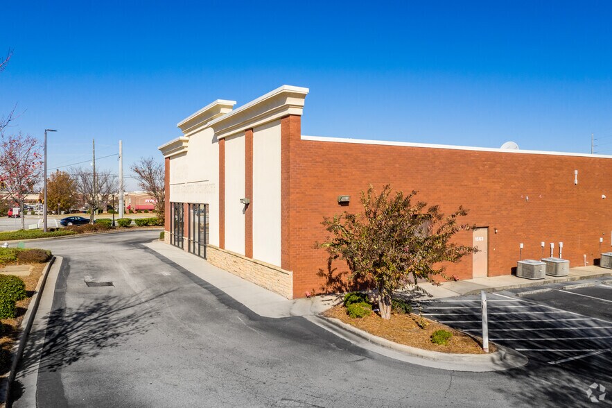 More Photos Of 1565 Highway 20, McDonough Unknown For Lease