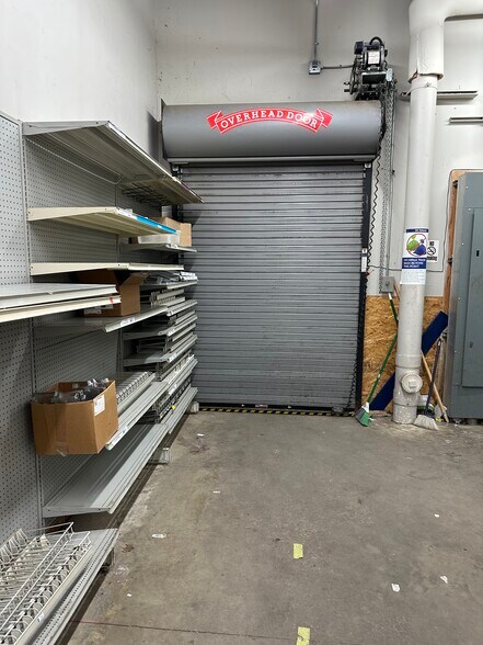 More Photos Of 4410 S Division Ave, Grand Rapids Drugstore For Sale