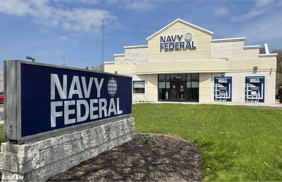 Primary Photo Of 5945 Mayfield Rd, Mayfield Heights Freestanding For Sale